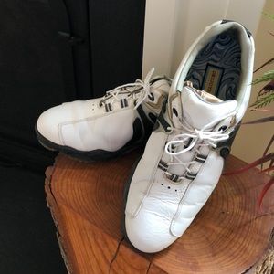 FOOTJOY golf shoes size 13M